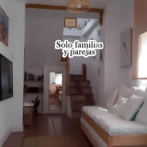 Сasa de vacaciones Casa En Zona Centrica Solo Familias Y Parejas, Conil De La Frontera