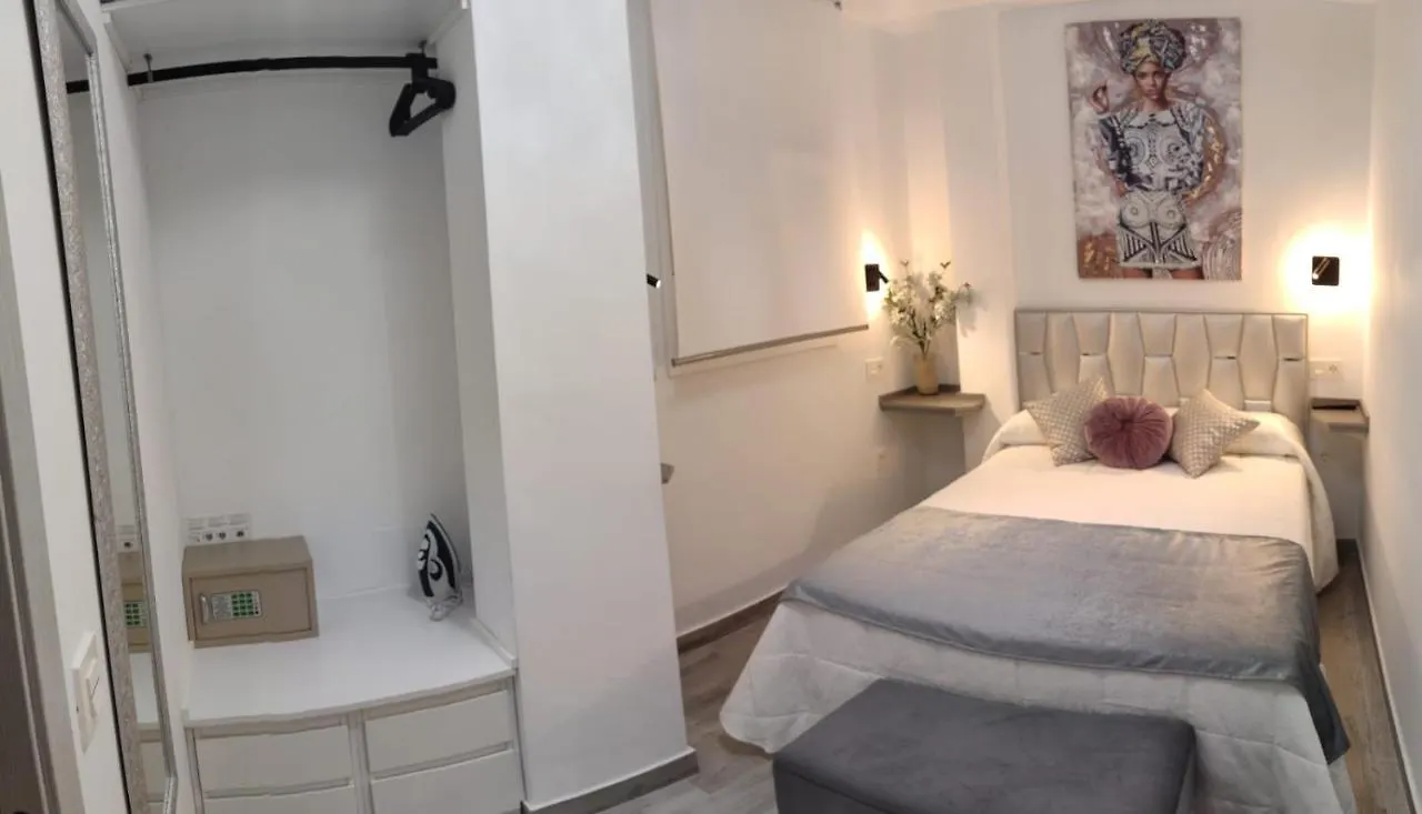 Apartamentos Sol Y Luna Conil Conil De La Frontera Spain